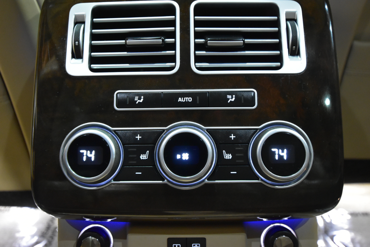 Land Rover Range Rover V8 Supercharged LWB 2017