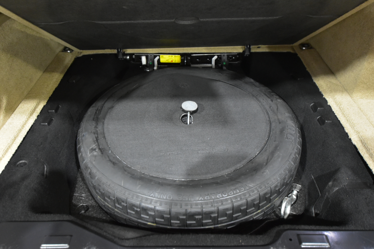 Land Rover Range Rover V8 Supercharged LWB 2017