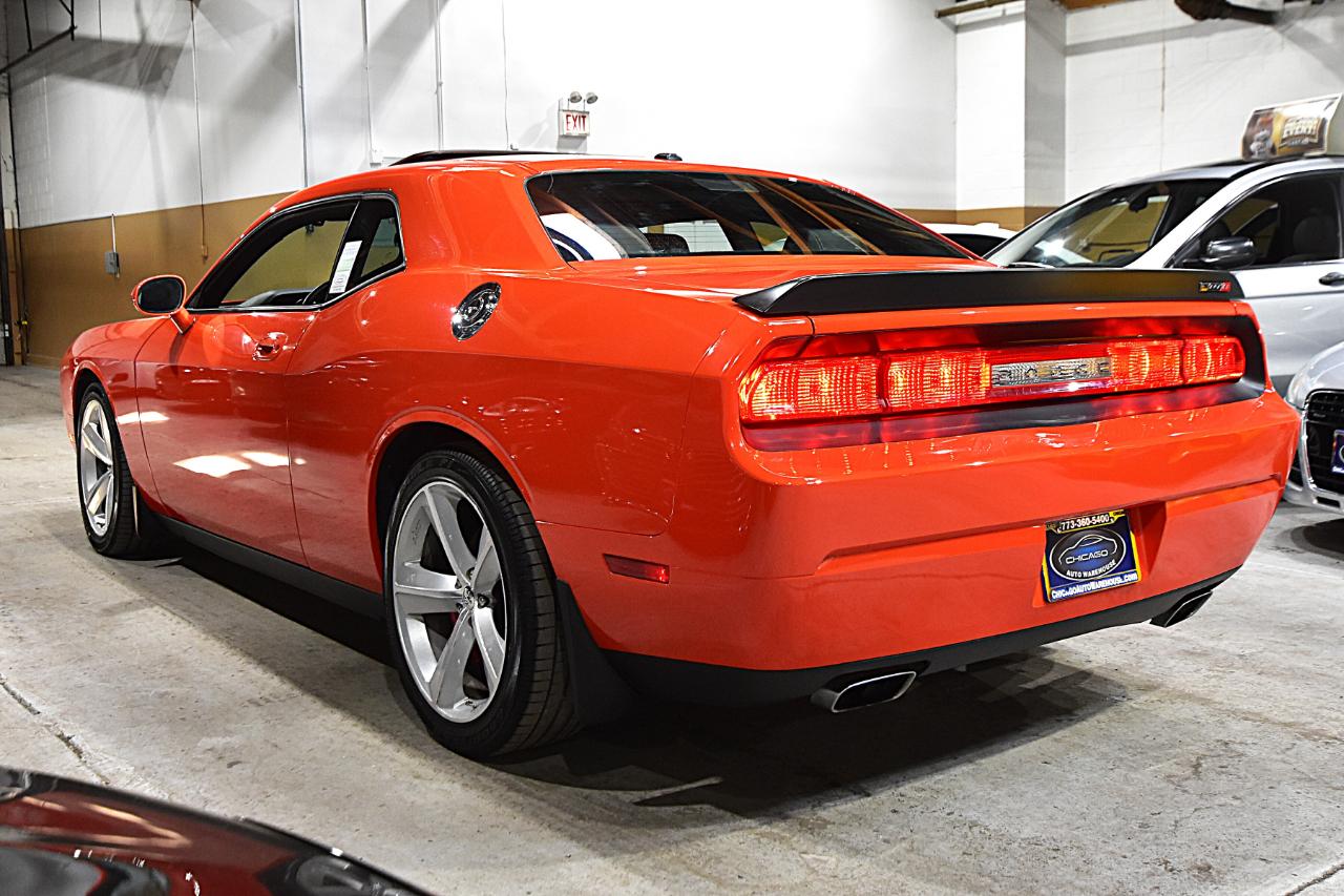 Dodge Challenger 2dr Cpe SRT8 2008