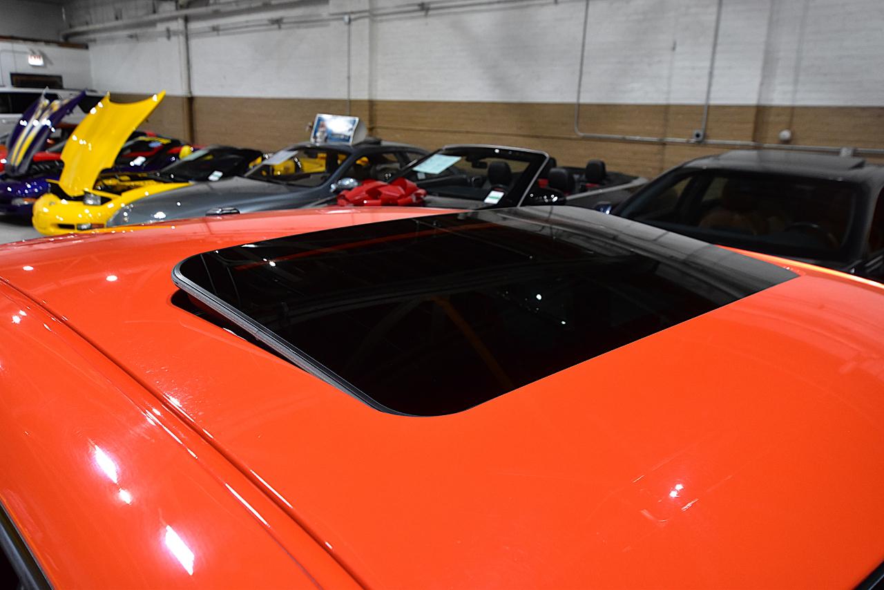 Dodge Challenger 2dr Cpe SRT8 2008