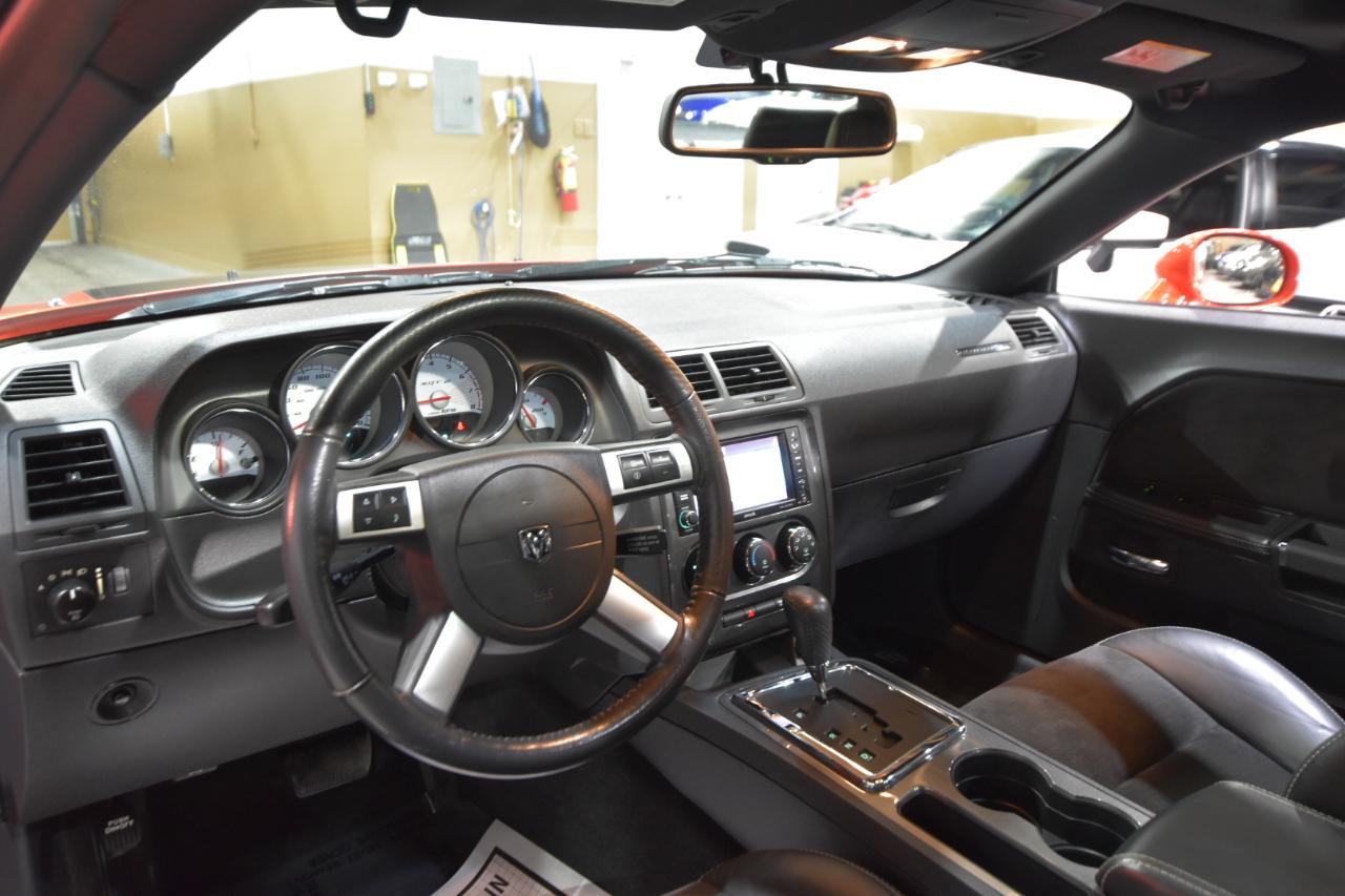 Dodge Challenger 2dr Cpe SRT8 2008
