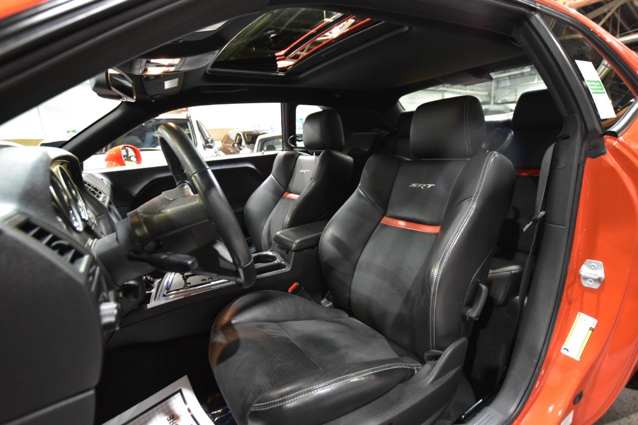 Dodge Challenger 2dr Cpe SRT8 2008