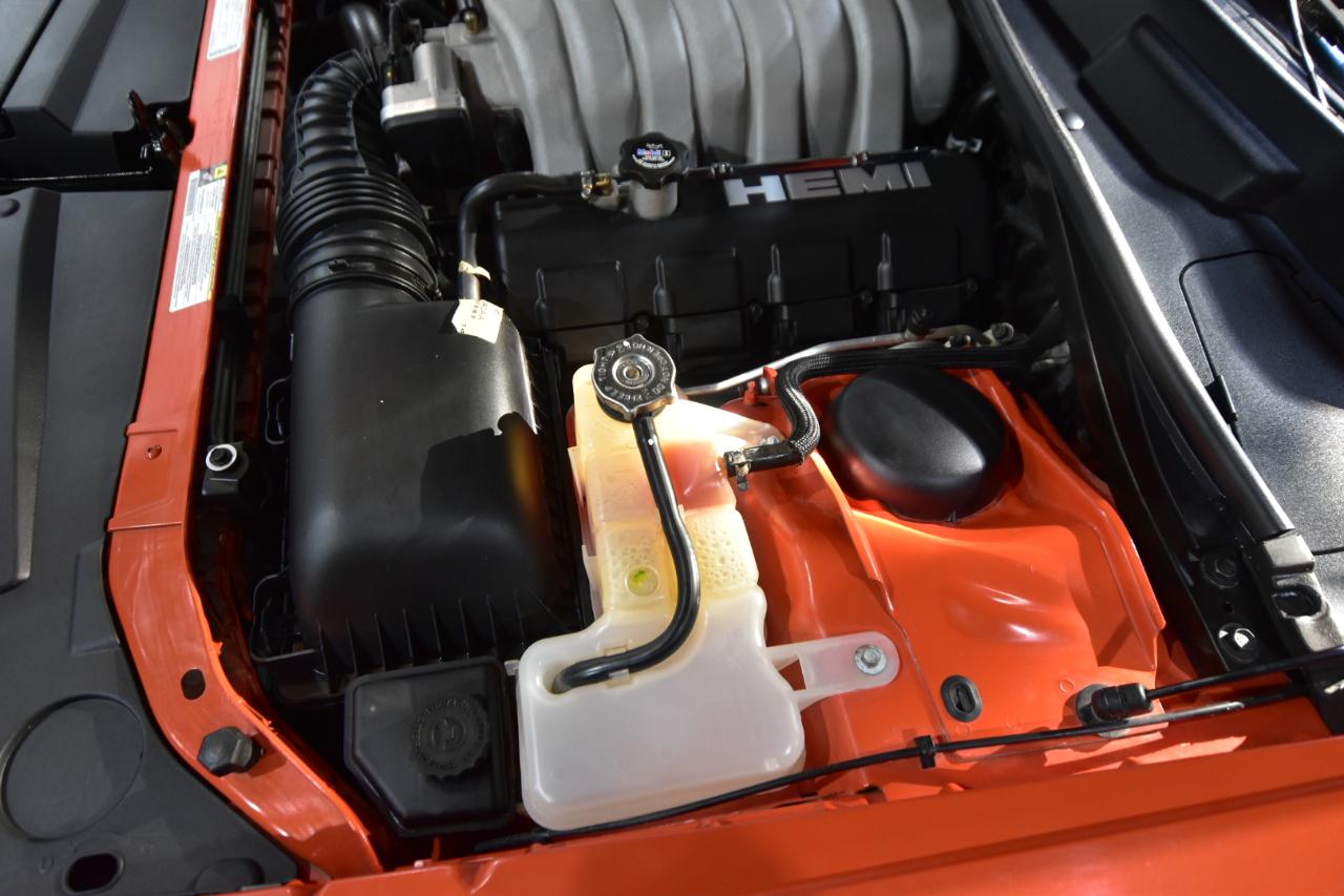 Dodge Challenger 2dr Cpe SRT8 2008