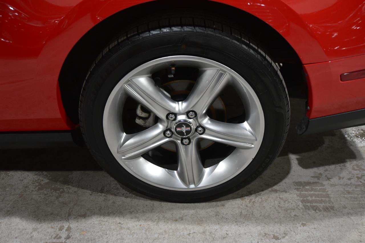 Ford Mustang 2dr Cpe GT 2010