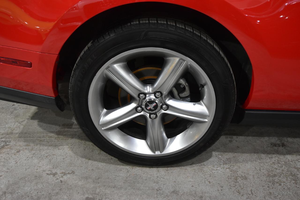 Ford Mustang 2dr Cpe GT 2010