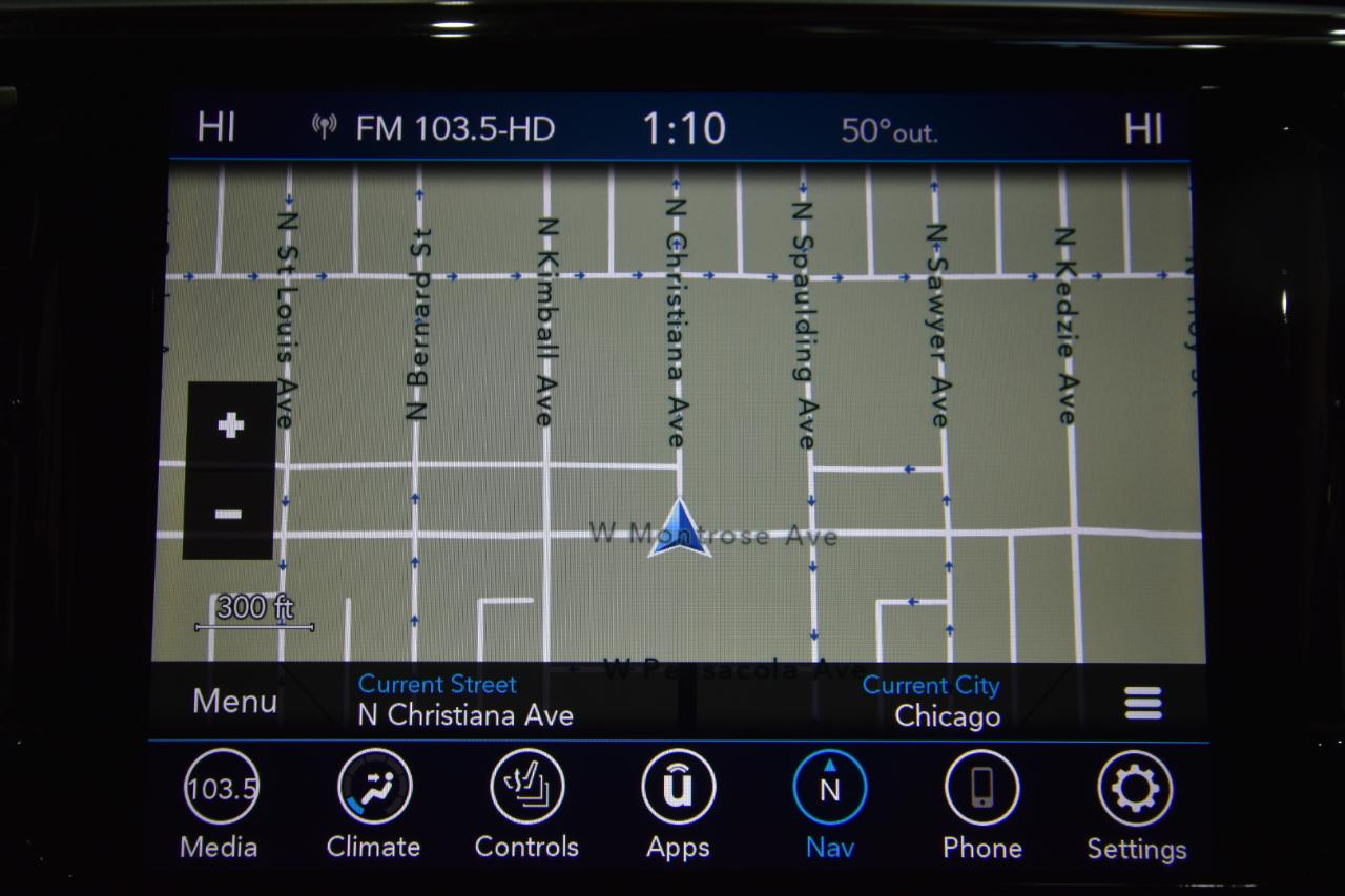 Chrysler Pacifica Touring L FWD 2020