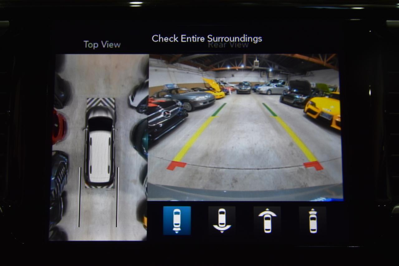 Chrysler Pacifica Touring L FWD 2020