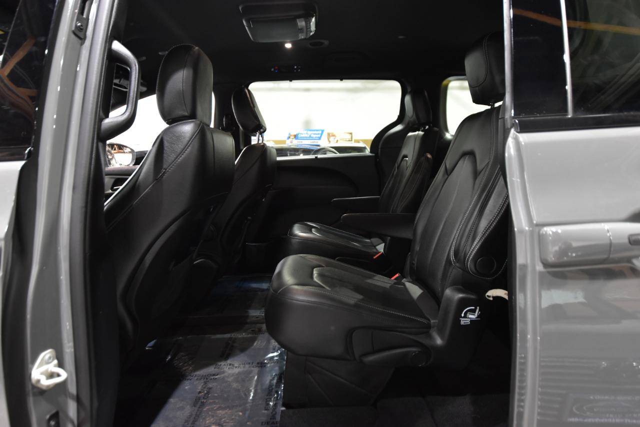 Chrysler Pacifica Touring L FWD 2020