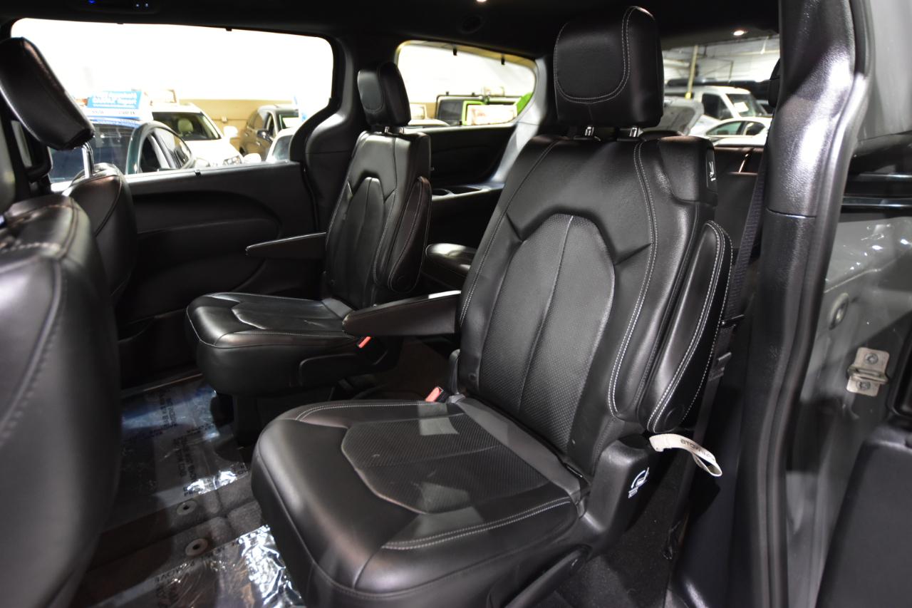 Chrysler Pacifica Touring L FWD 2020