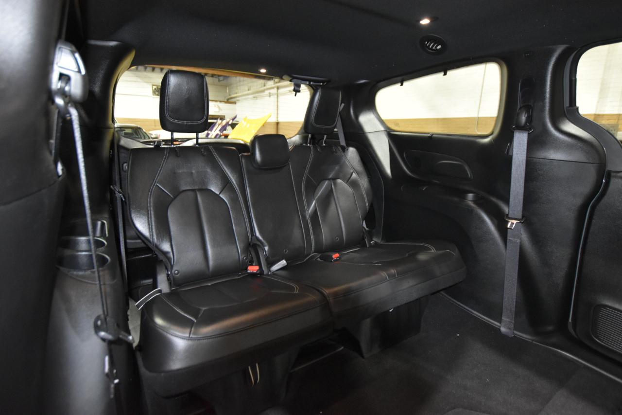 Chrysler Pacifica Touring L FWD 2020