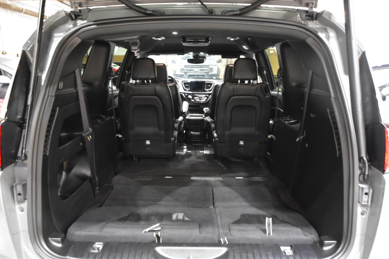 Chrysler Pacifica Touring L FWD 2020