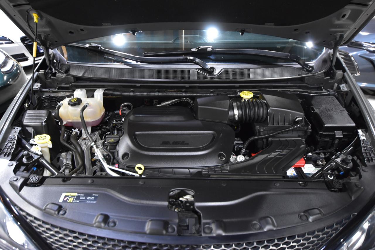 Chrysler Pacifica Touring L FWD 2020