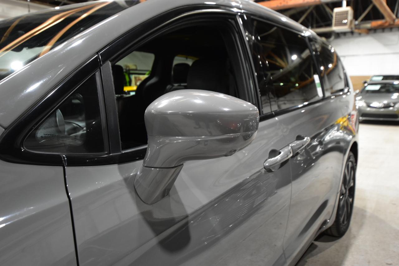 Chrysler Pacifica Touring L FWD 2020