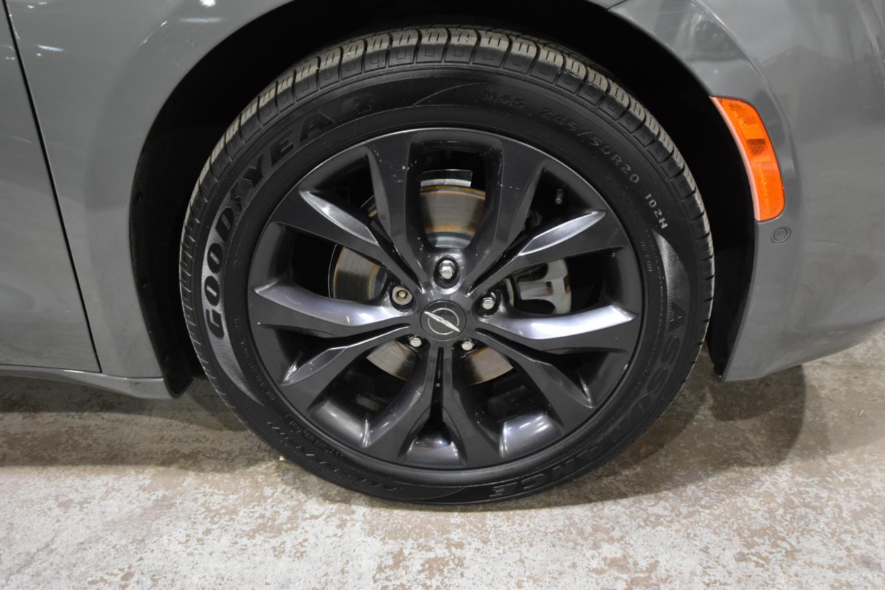 Chrysler Pacifica Touring L FWD 2020