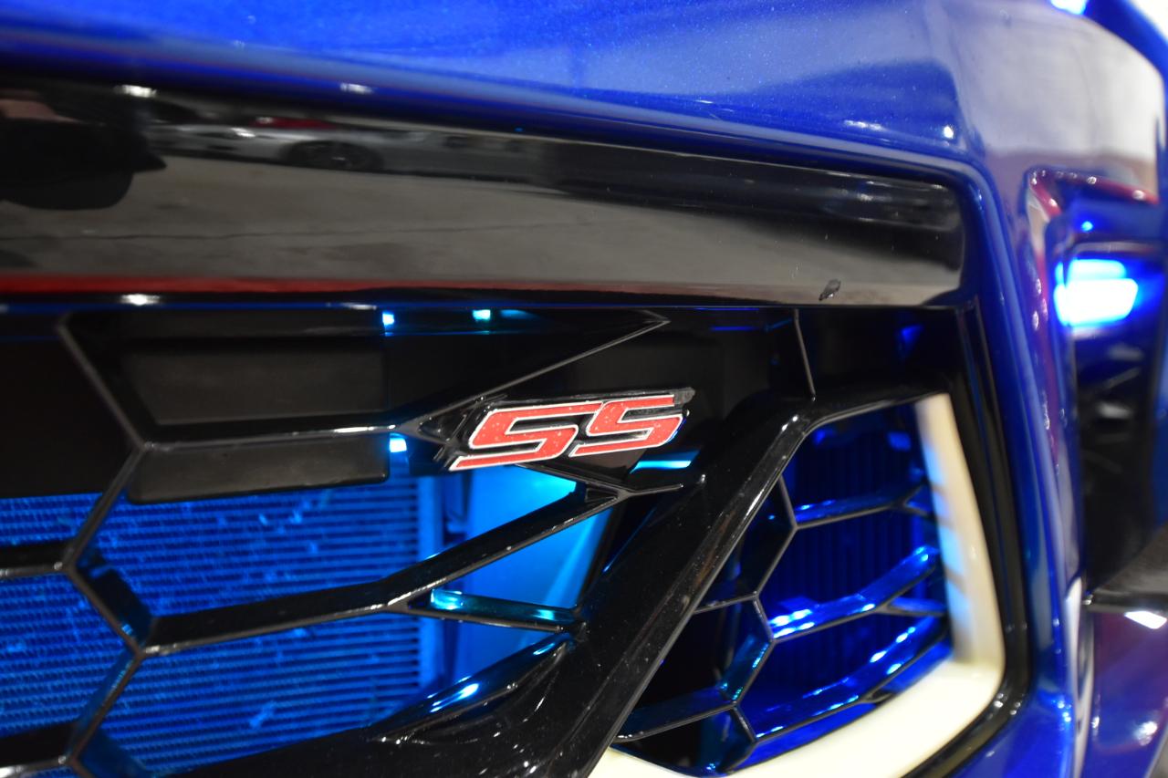 Chevrolet Camaro 2dr Cpe 2SS 2018