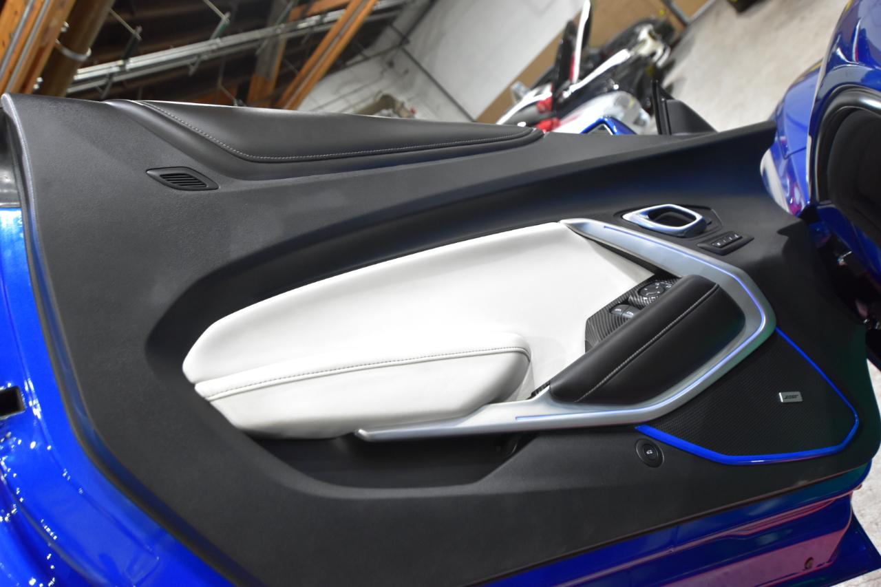 Chevrolet Camaro 2dr Cpe 2SS 2018