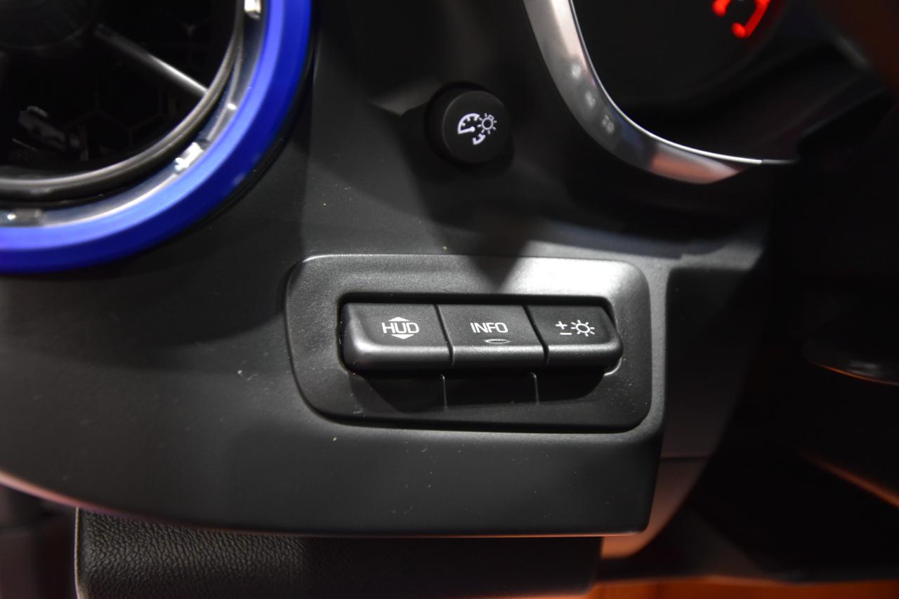 Chevrolet Camaro 2dr Cpe 2SS 2018