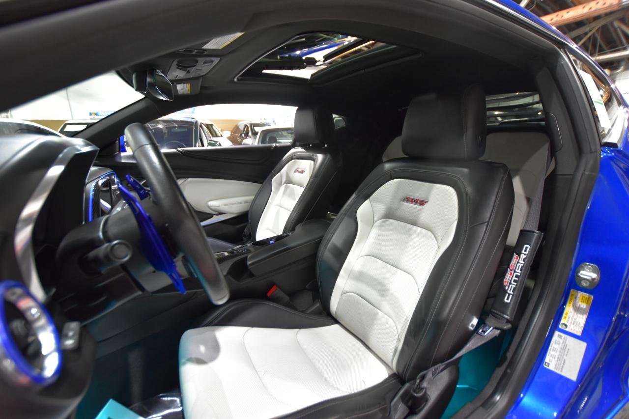 Chevrolet Camaro 2dr Cpe 2SS 2018