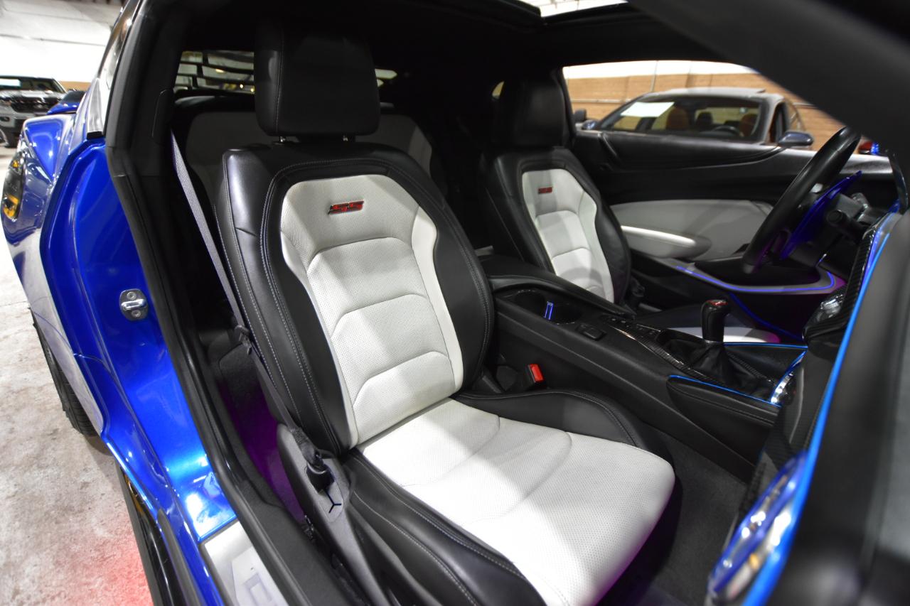 Chevrolet Camaro 2dr Cpe 2SS 2018