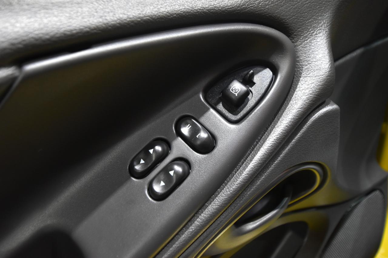 Ford Mustang 2dr Cpe Premium Mach 1 2003