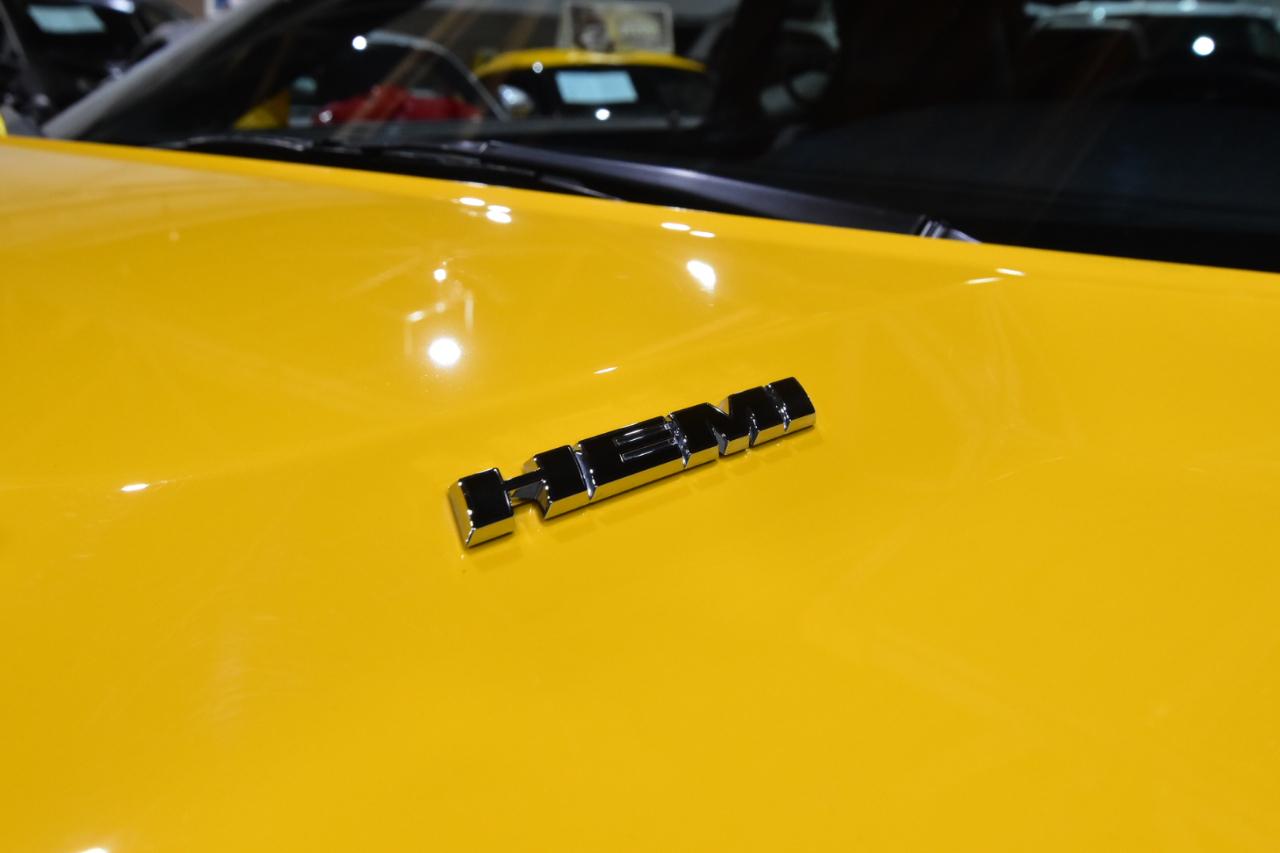 Dodge Challenger 2dr Cpe R/T Classic 2012