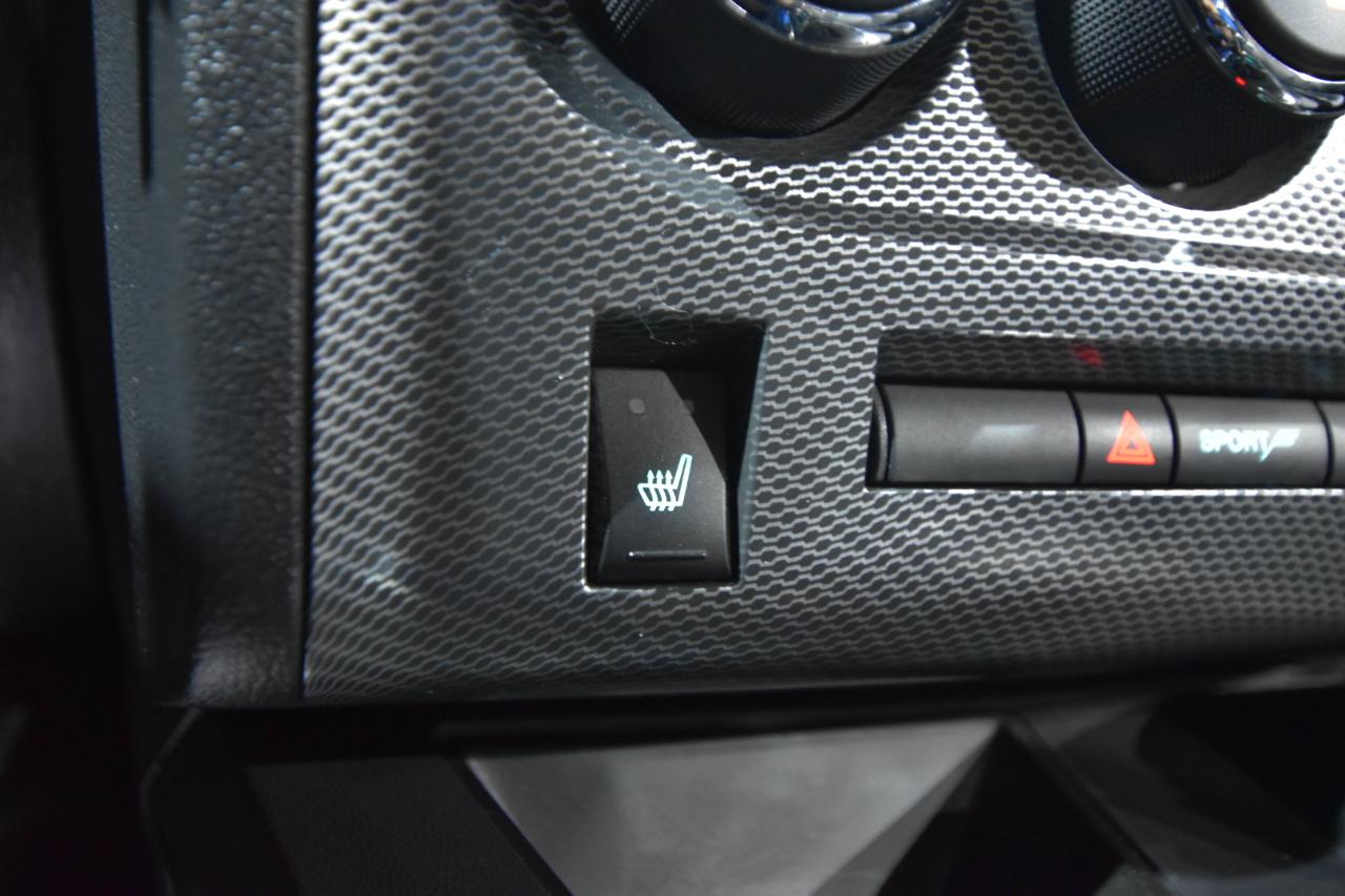 Dodge Challenger 2dr Cpe R/T Classic 2012