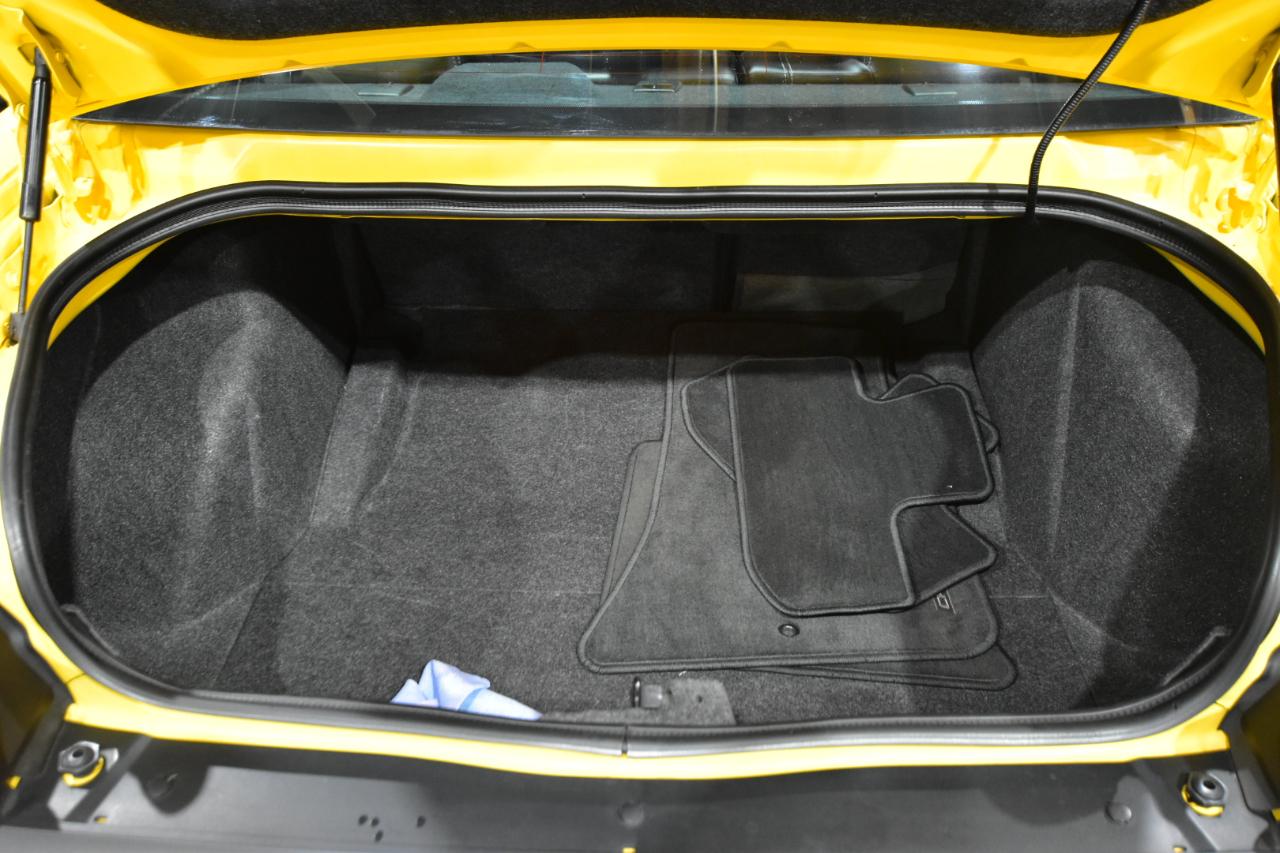 Dodge Challenger 2dr Cpe R/T Classic 2012