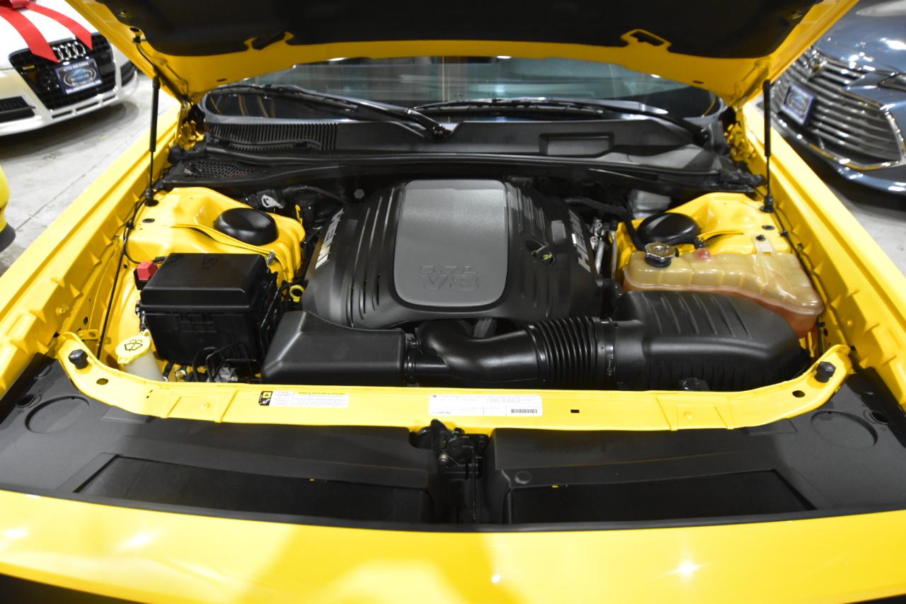 Dodge Challenger 2dr Cpe R/T Classic 2012