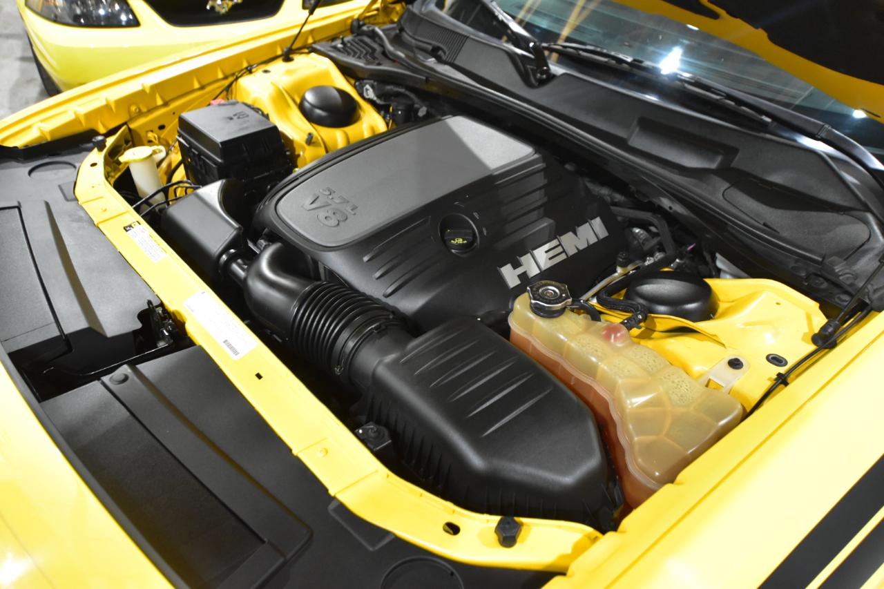 Dodge Challenger 2dr Cpe R/T Classic 2012