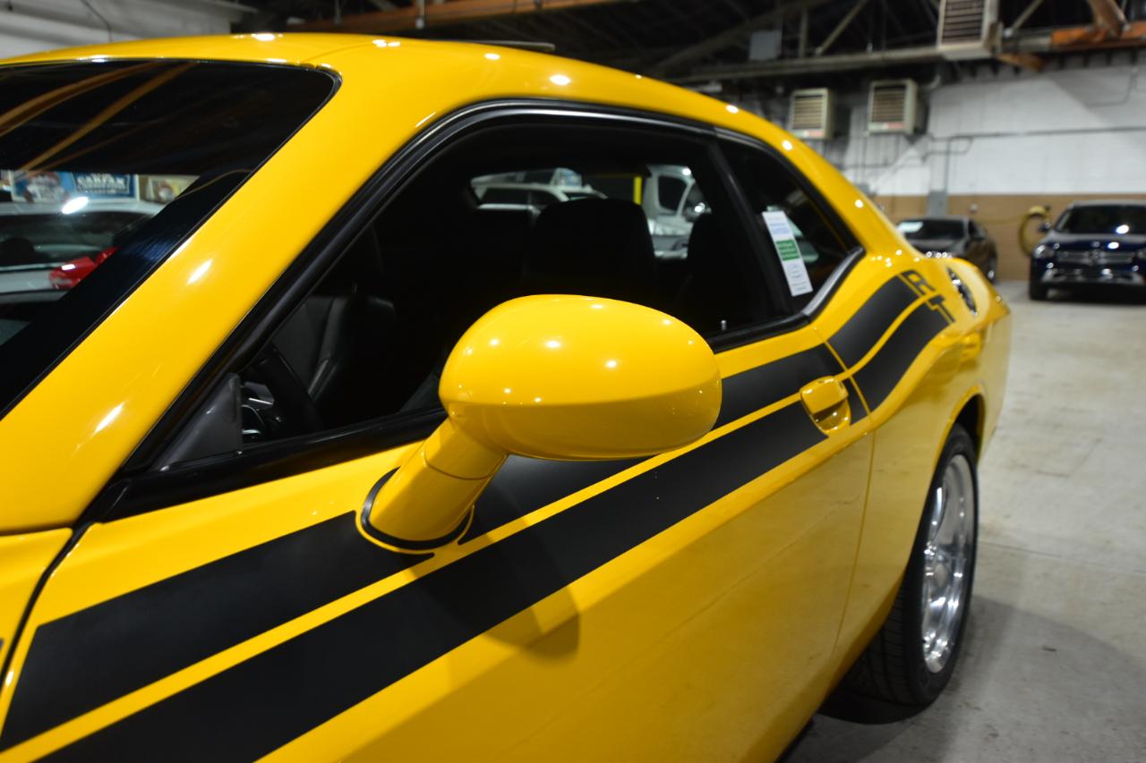 Dodge Challenger 2dr Cpe R/T Classic 2012