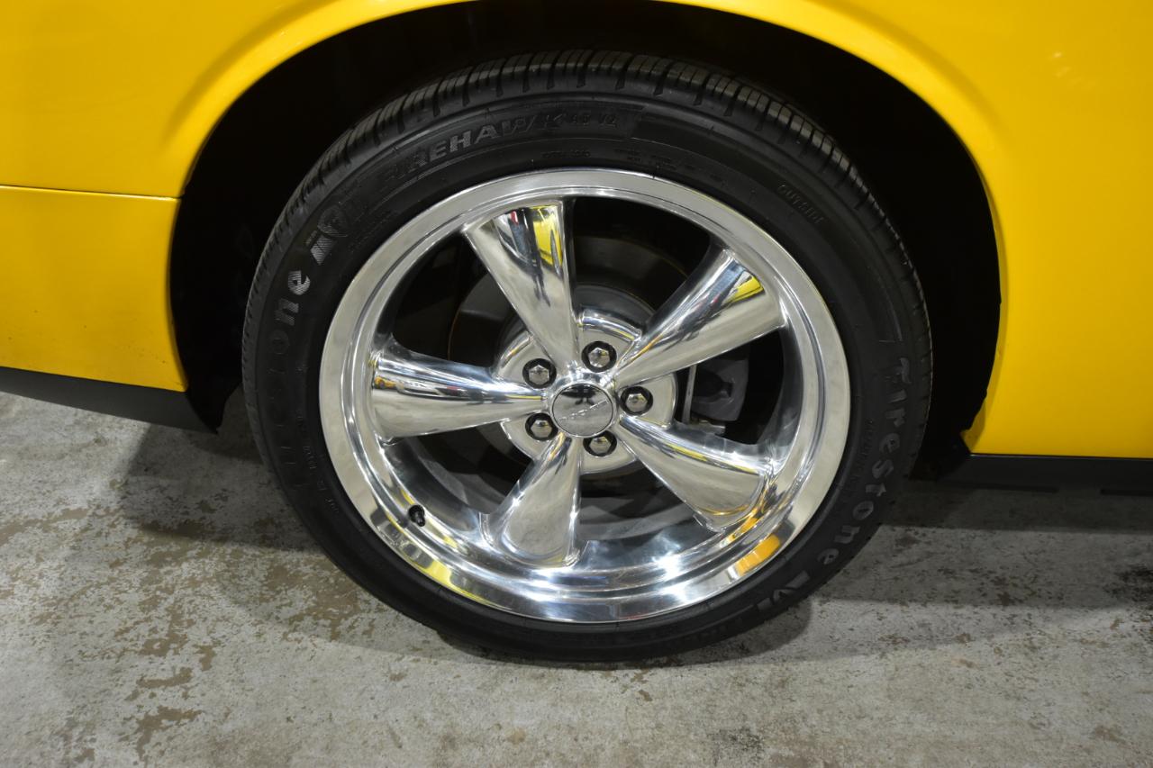 Dodge Challenger 2dr Cpe R/T Classic 2012