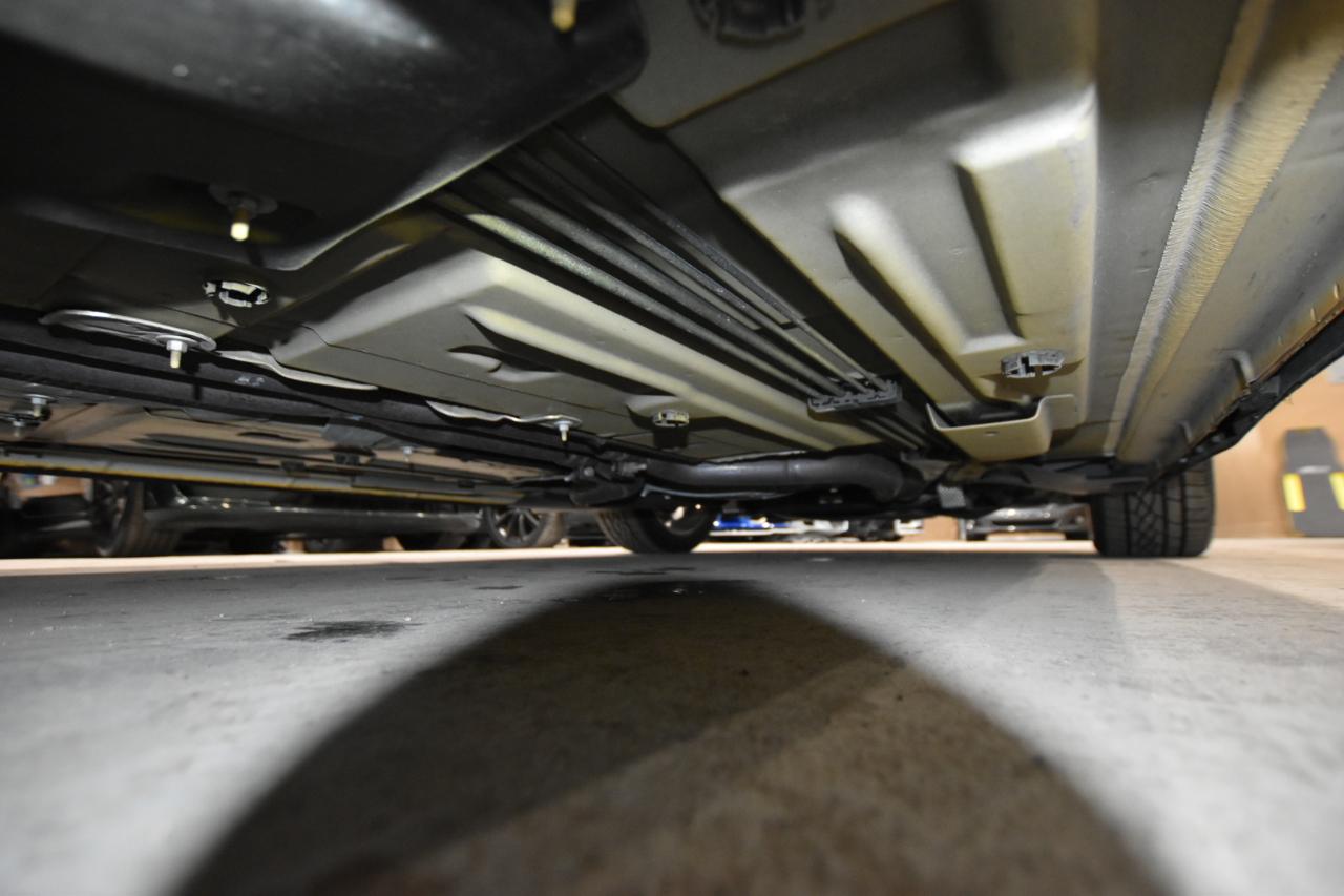 Dodge Challenger 2dr Cpe R/T Classic 2012