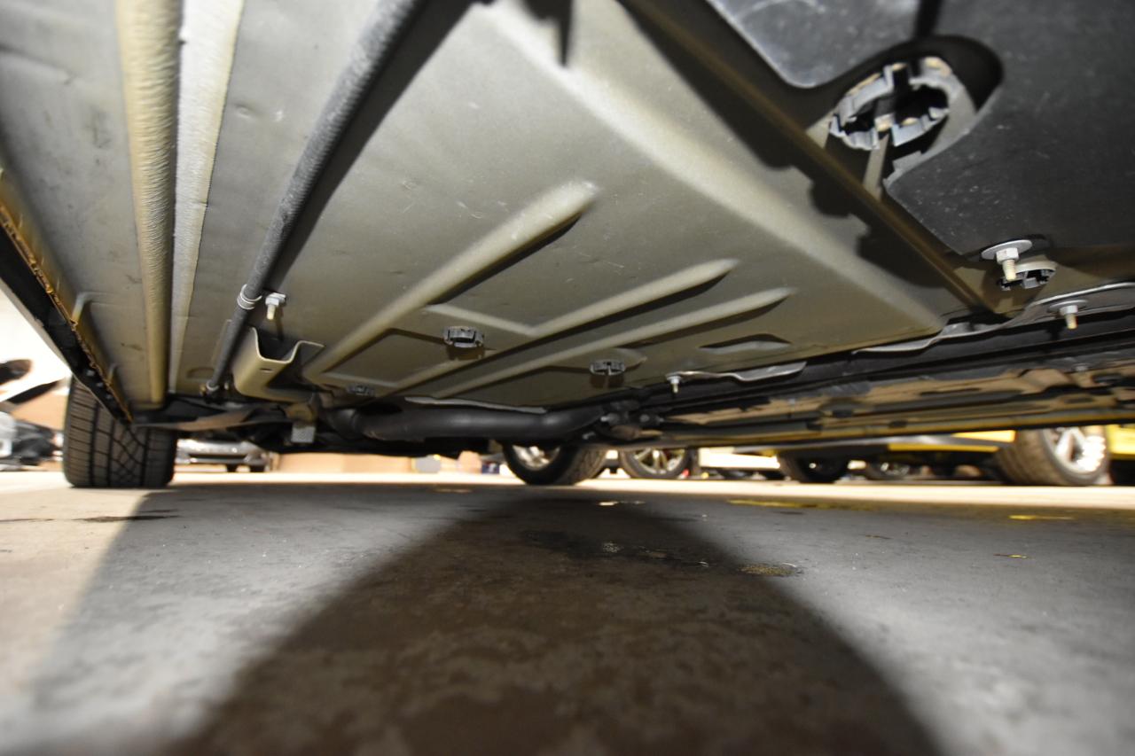 Dodge Challenger 2dr Cpe R/T Classic 2012