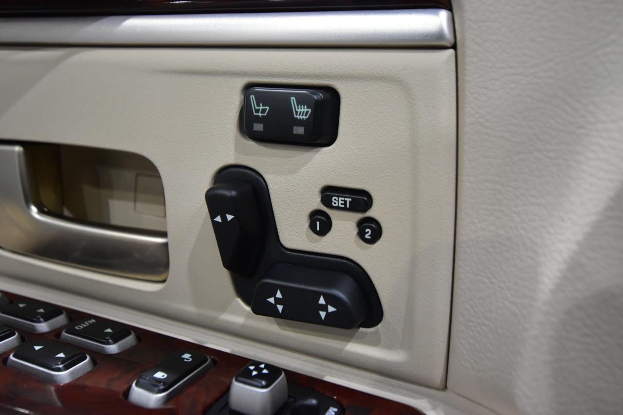 Lincoln Town Car 4dr Sdn Signature Limited 2008