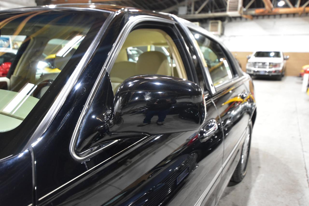 Lincoln Town Car 4dr Sdn Signature Limited 2008