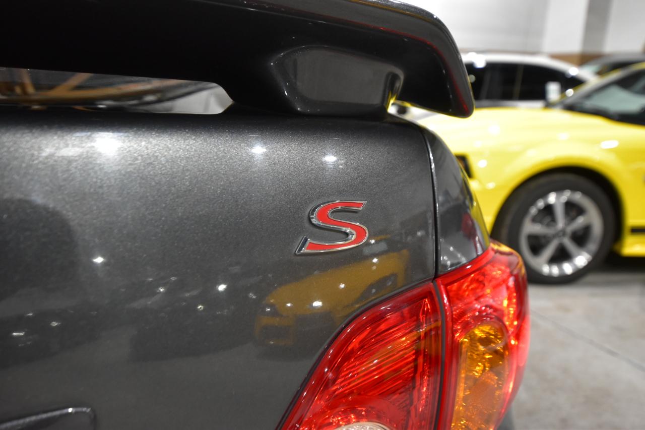 Toyota Corolla 4dr Sdn Auto S (Natl) 2010