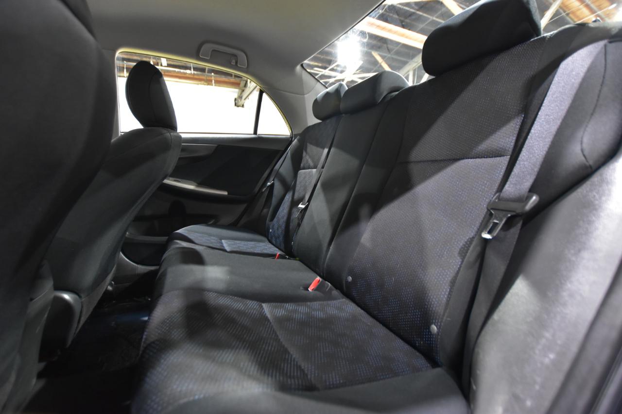 Toyota Corolla 4dr Sdn Auto S (Natl) 2010