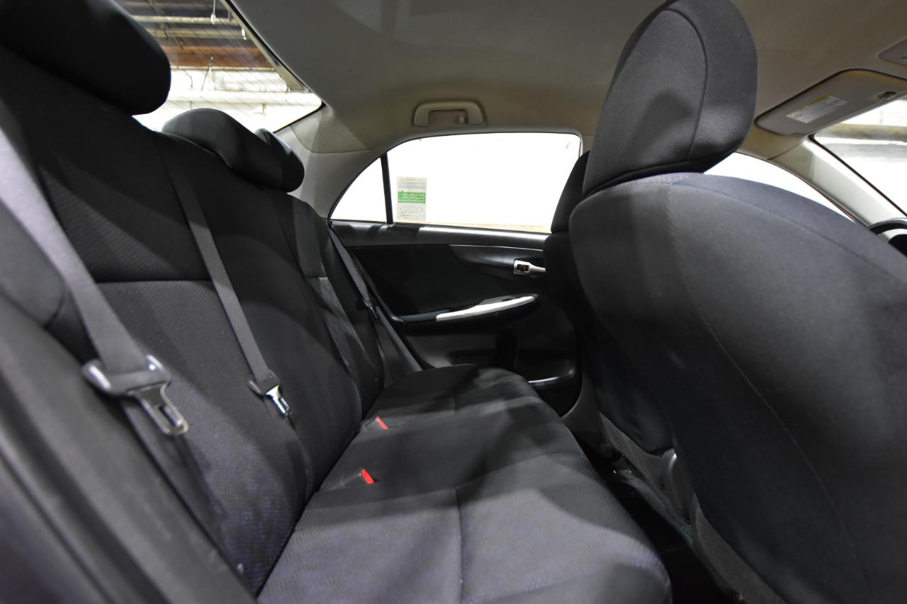 Toyota Corolla 4dr Sdn Auto S (Natl) 2010