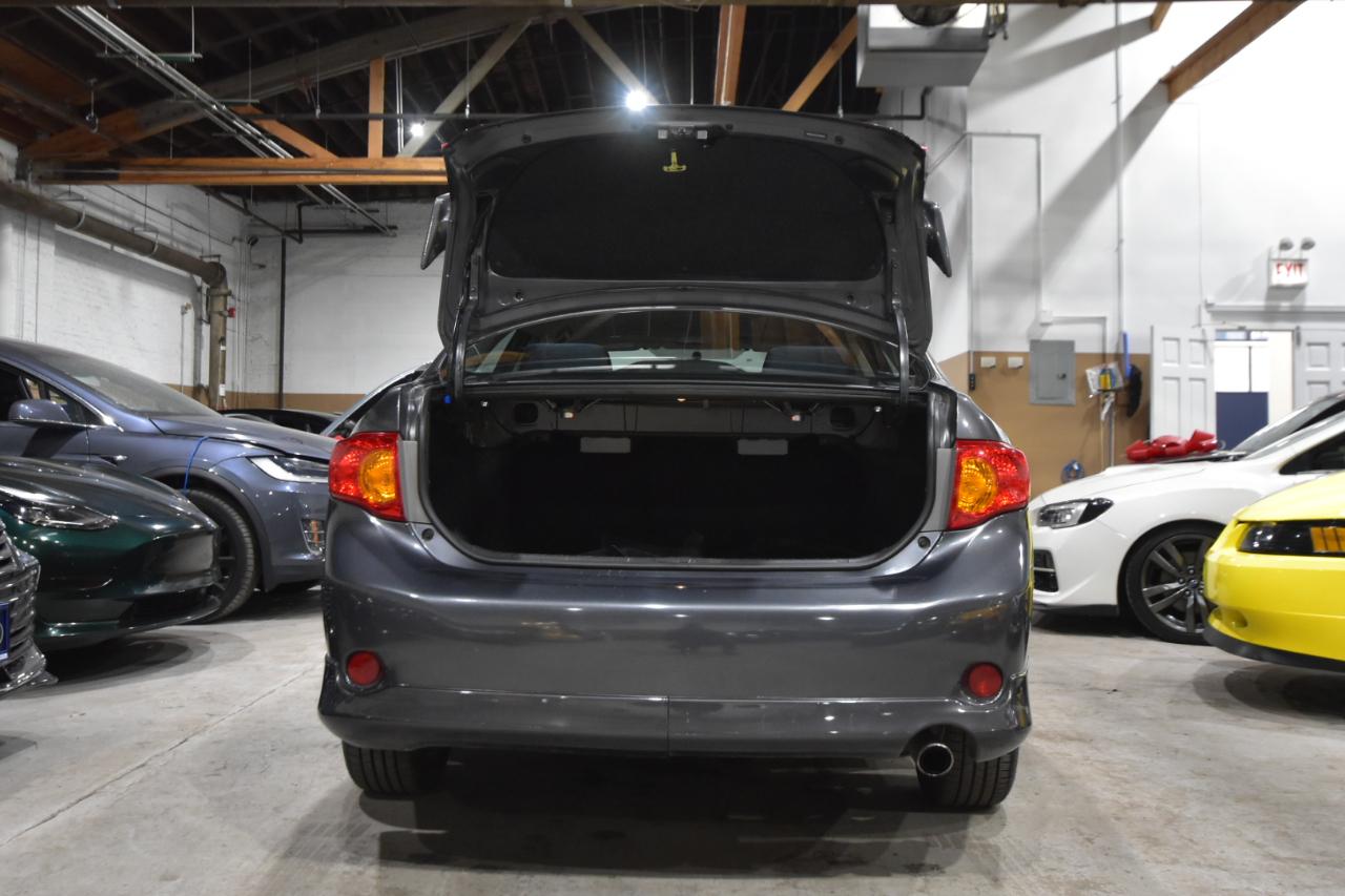 Toyota Corolla 4dr Sdn Auto S (Natl) 2010