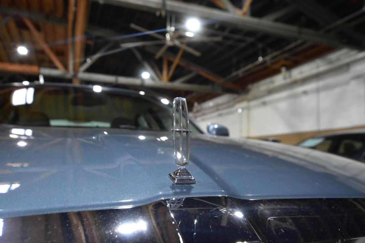 Lincoln Town Car 4dr Sdn Ultimate 2004