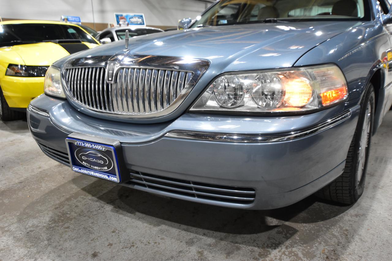 Lincoln Town Car 4dr Sdn Ultimate 2004