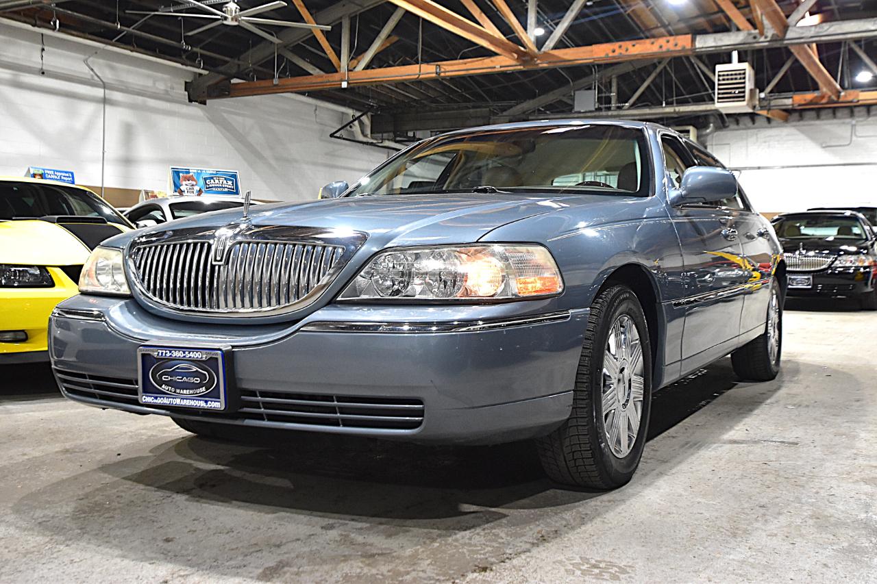 Lincoln Town Car 4dr Sdn Ultimate 2004