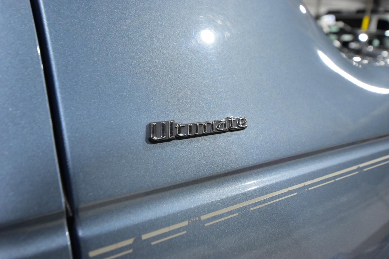 Lincoln Town Car 4dr Sdn Ultimate 2004