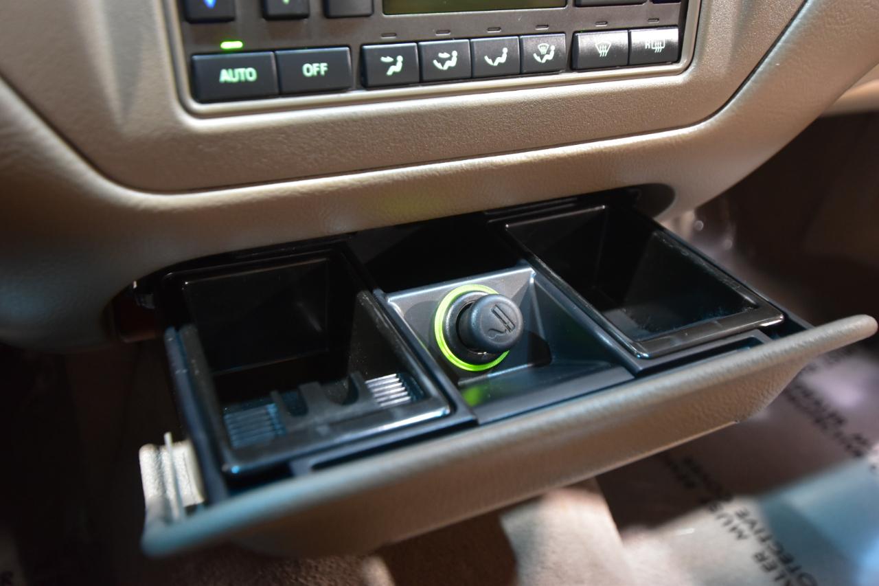 Lincoln Town Car 4dr Sdn Ultimate 2004