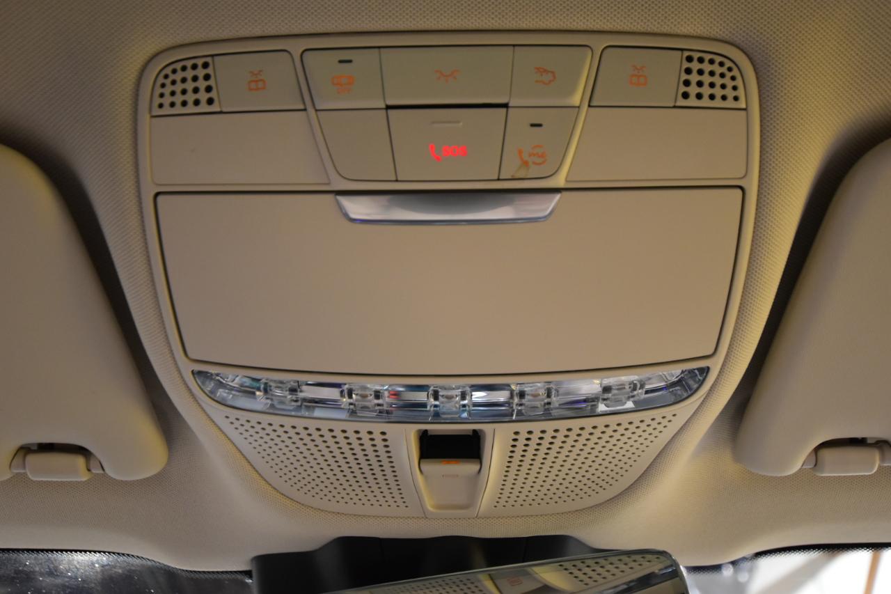 Mercedes-Benz GLC GLC 300 4MATIC SUV 2022