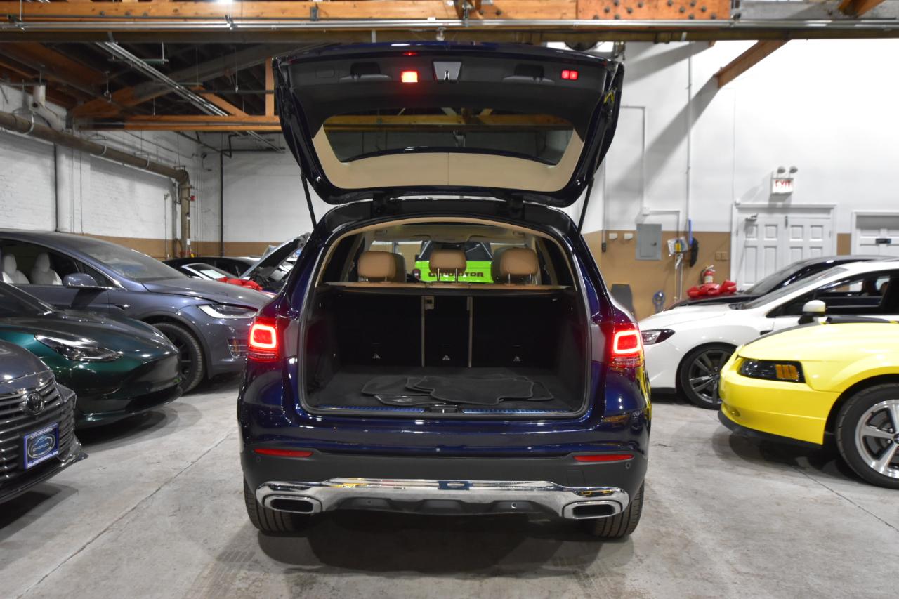 Mercedes-Benz GLC GLC 300 4MATIC SUV 2022