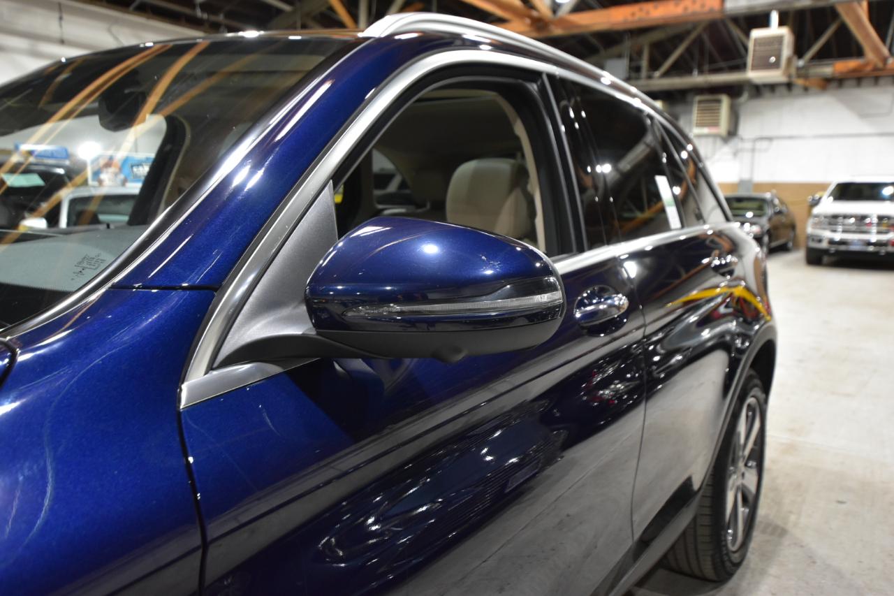 Mercedes-Benz GLC GLC 300 4MATIC SUV 2022