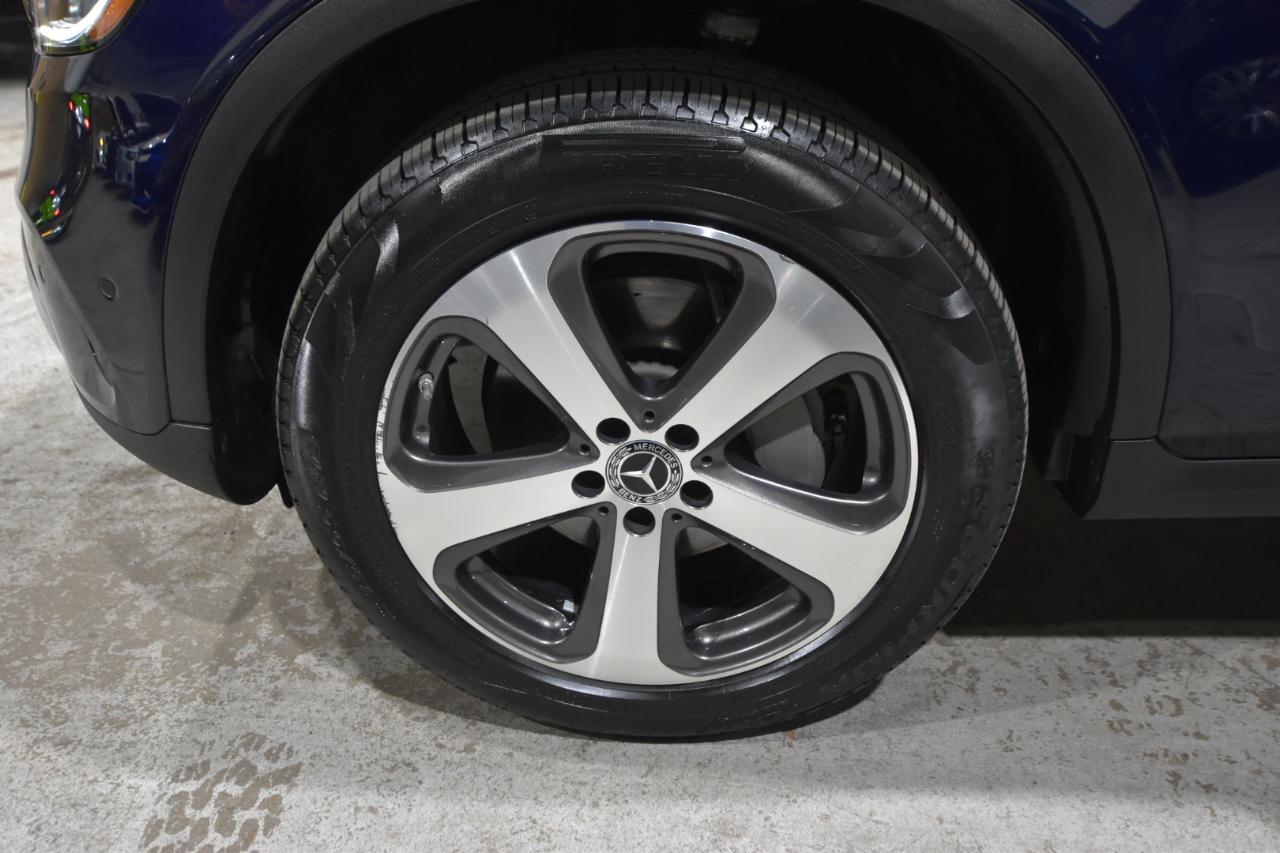 Mercedes-Benz GLC GLC 300 4MATIC SUV 2022