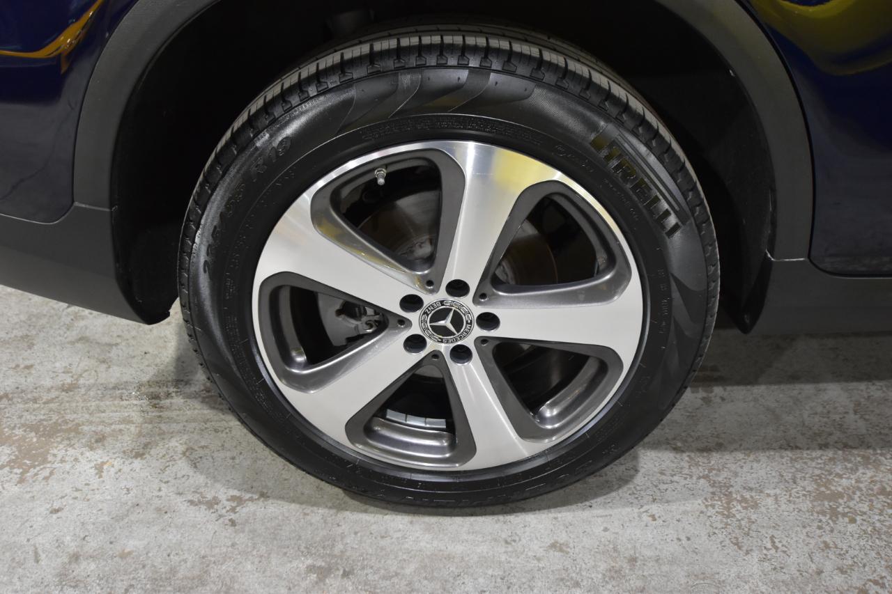 Mercedes-Benz GLC GLC 300 4MATIC SUV 2022