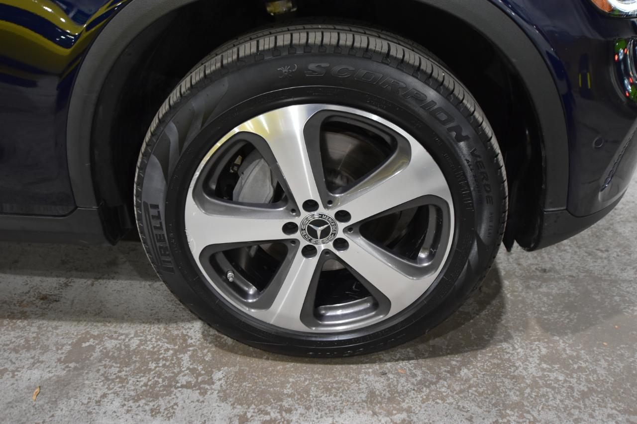 Mercedes-Benz GLC GLC 300 4MATIC SUV 2022